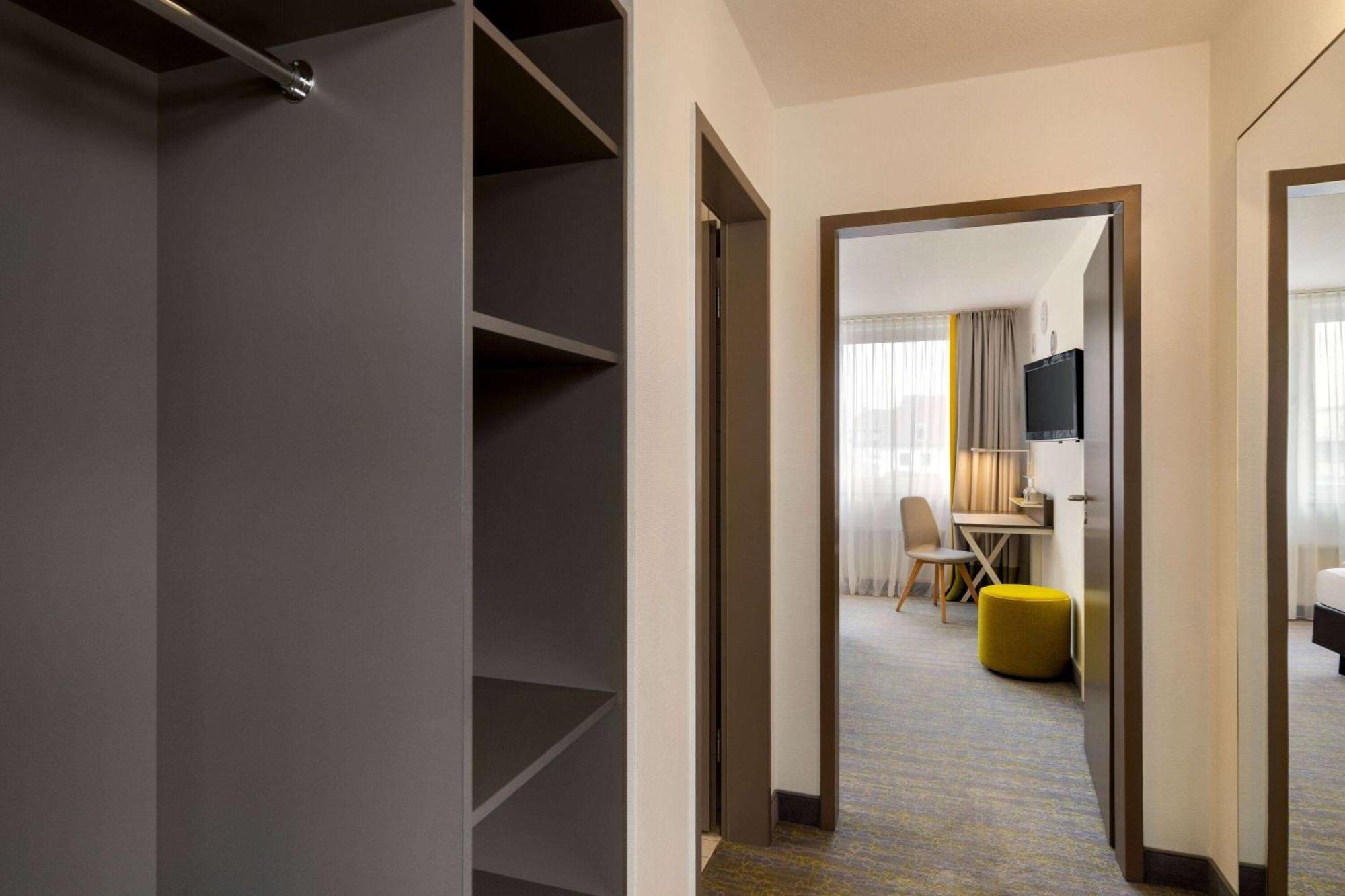Hotel Vienna House Easy By Wyndham Günzburg Esterno foto