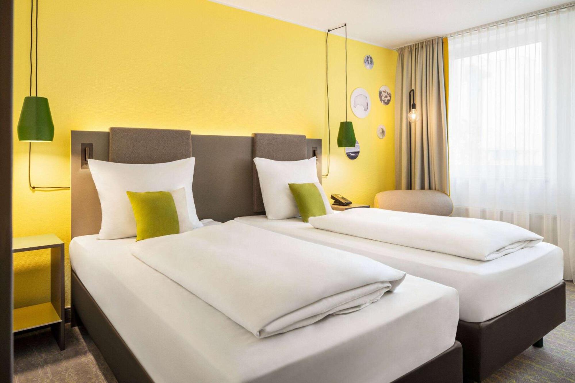Hotel Vienna House Easy By Wyndham Günzburg Esterno foto